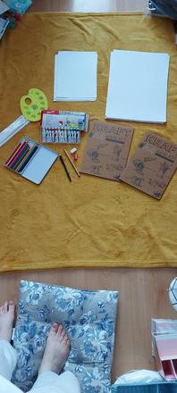 Výkresy, tempery,farbičky,náčrtníky, 