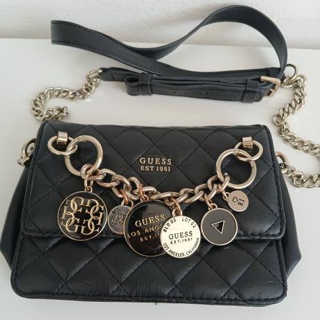 Čierna malá crossbody kabelka guess, guess