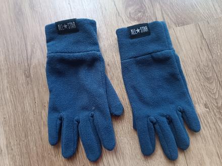 Flisove rukavice, 134