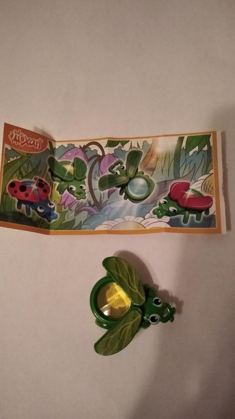 Kinder hračka mixart,