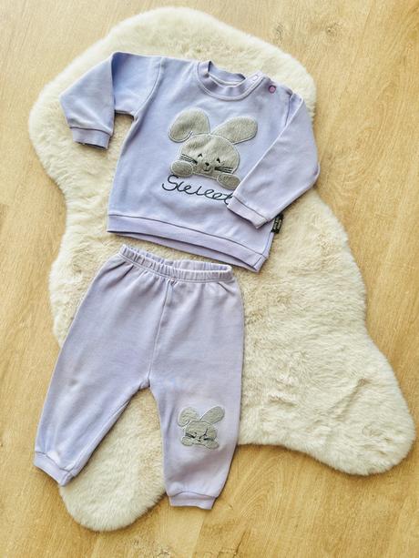 Tepláková súprava, 74