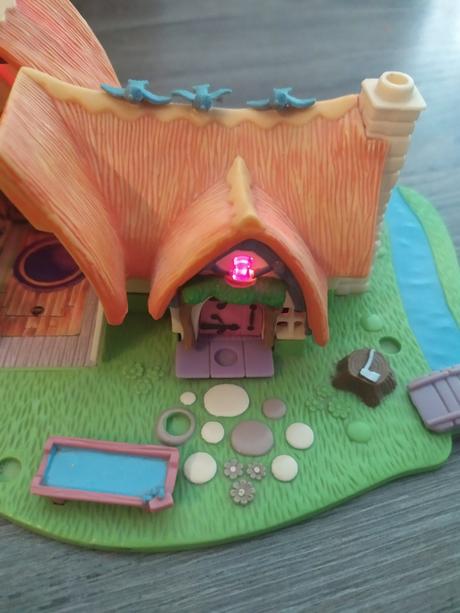 Polly pocket snehulienka, 