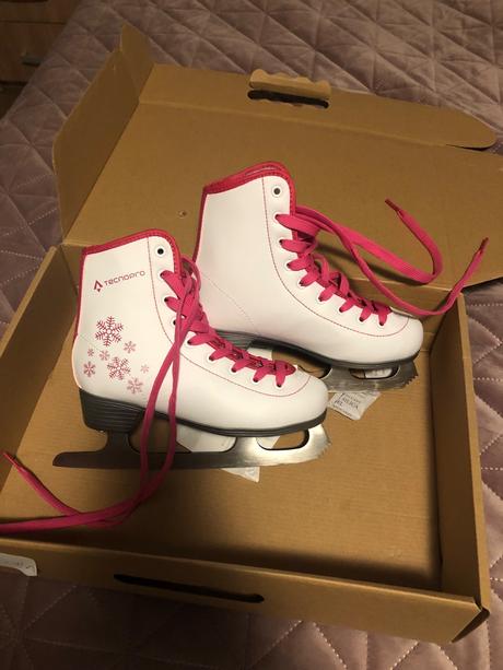 Dievčenské korcule, 32