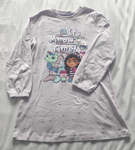 Nočná košeľa, 122