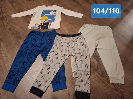 Pyžamo, 104