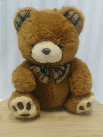 Plyšový hnedý medveď s mašlou, indonesia, 25 cm, 