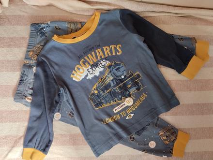 H.potter pyžamo 98/104, h&m,98