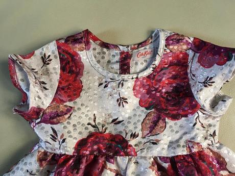 86 kvietkovane saty,12-18 mes., 86