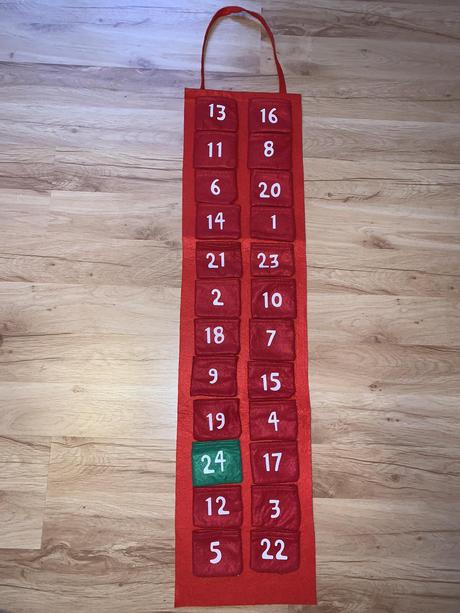 Maxi závesný adventný kalendár 100 cm,