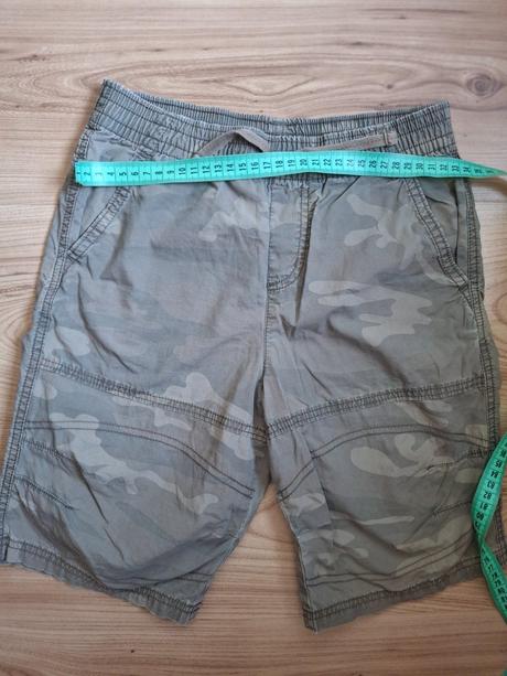 Krátke nohavice 7 - 9, marks & spencer,134