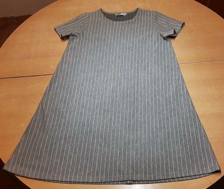 Predám dievčenské šaty stradivarius veľ.s, stradivarius,s