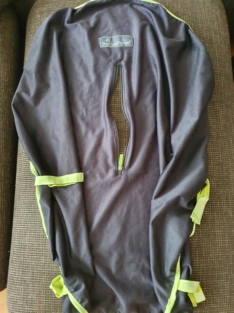 Snooze shade tienitko na kocik,