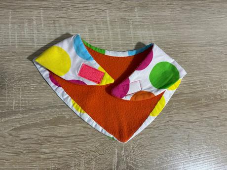 Nákrčník na jar, jeseň, 92