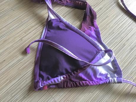 Podprsenka plaviek, 38