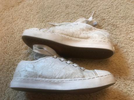 Krásne ozdobené tenisky geox, geox,32