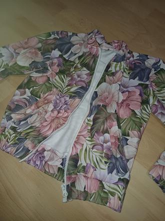 Mikina la bambola, 116