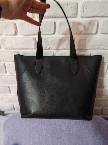 Kabelka za symbolickú cenu, 