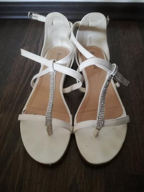 Biele sandále, 38