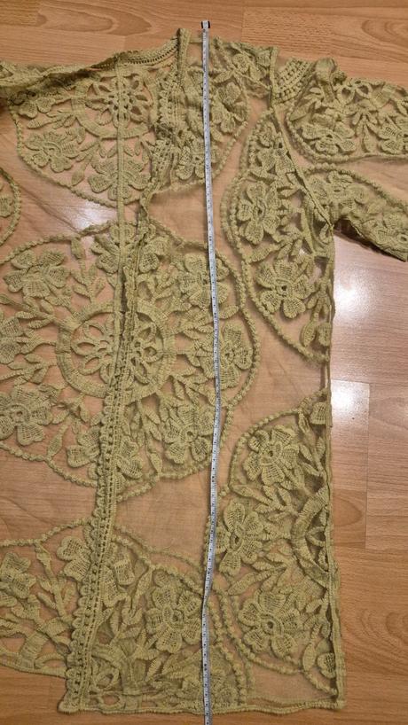 Čipkovaný plážový kaftan,