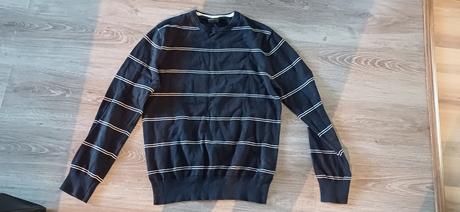 Sveter., new yorker,m