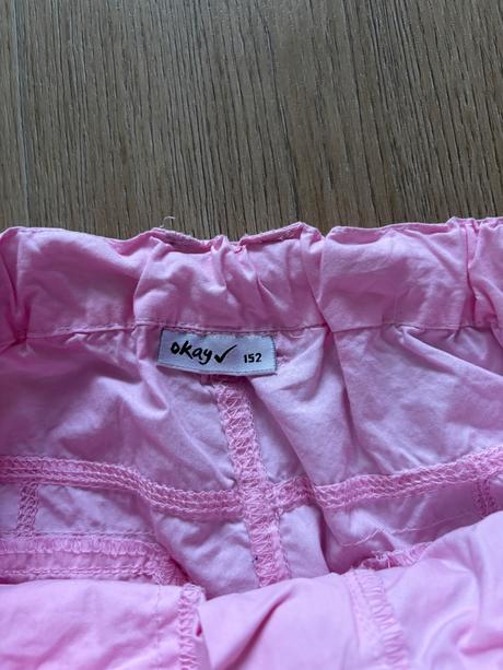 Ružové nohavice, kik,152