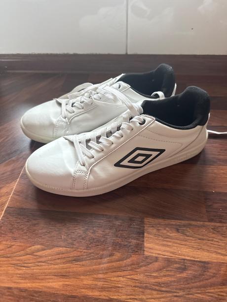 Umbro tenisky v. 40, umbro,40