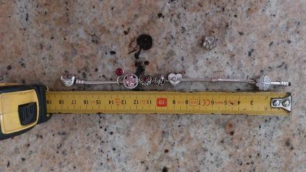 Pandora náramok s príveskami 18cm, pandora