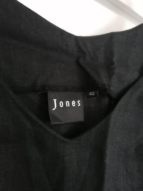 Čierne ľanové šaty, 42