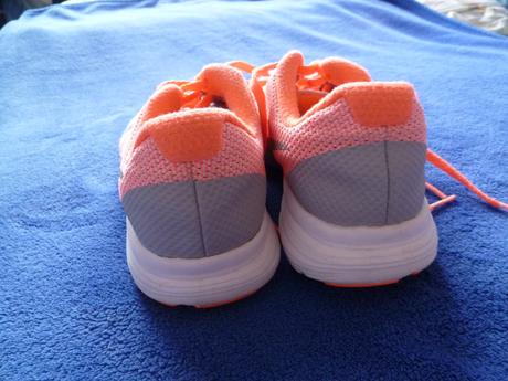 Dievčenské tenisky, nike,35