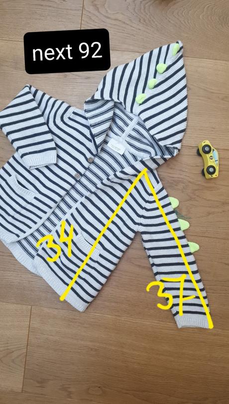 Originalny dino svetrík, next,92