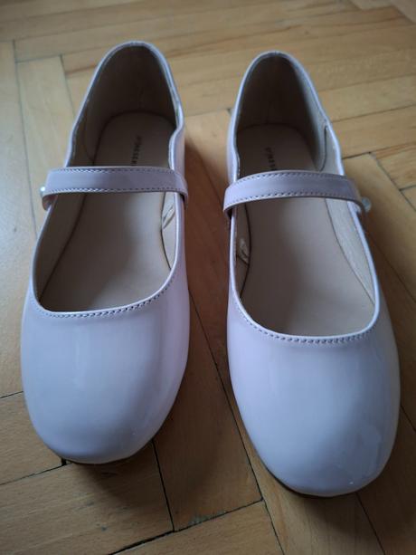 Dievčenské baleríny, reserved,37