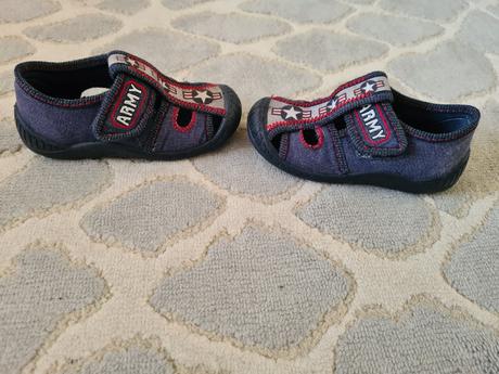 Detske papucky velkost 25, 25
