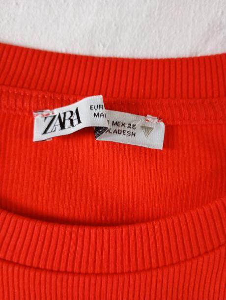 Tričko s volánikmi, zara,m