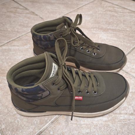 Prechodne topánky, levis,39