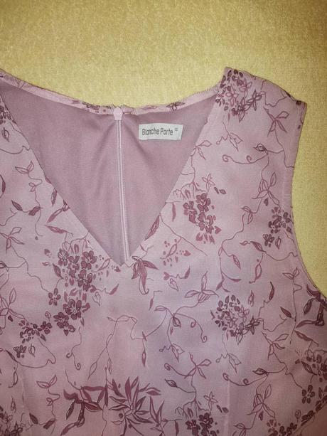 Romantické šaty, 40