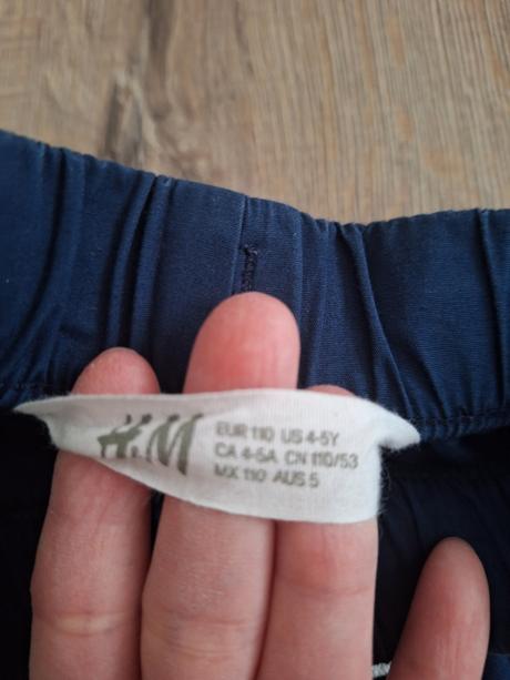 H&m kraťasy, h&m,110