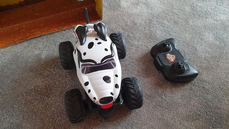 Monster jam dalmation na ovládanie, 