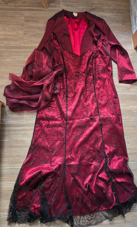 Spoločenské šaty č.52, 52