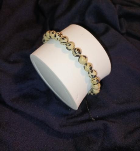 Náramky z prírodných kameňov,