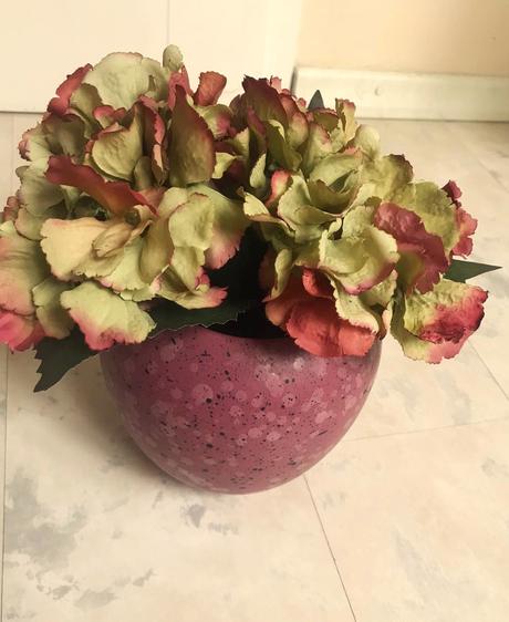 Keramický črepník,