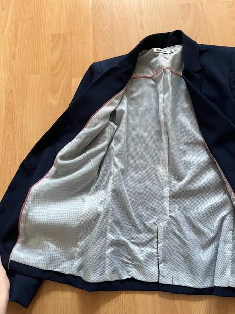 Tmavomodré sako stradivarius, stradivarius,s