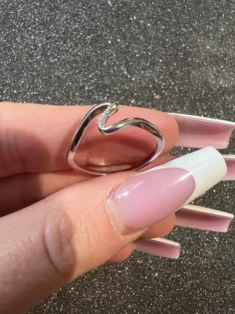 Strieborný prsteň, 