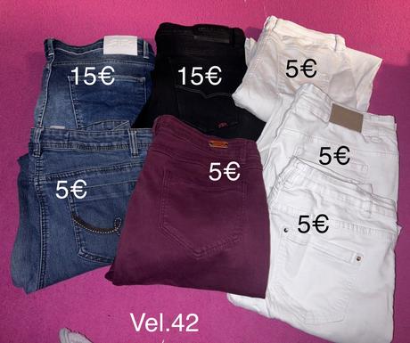 Rifle a nohavice v roznych velkostiach, 