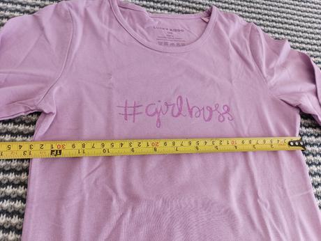 Nové nenosené tričko, 128