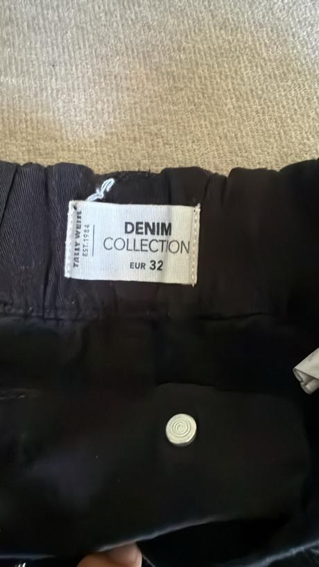 Čierne šortky s opaskom, tally weijl,32