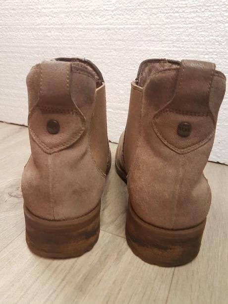Ugg kožené kotnikove čižmy, ugg,39