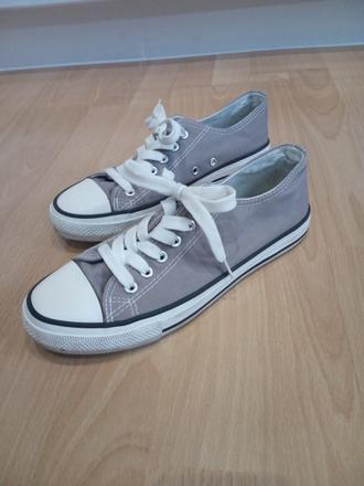 Plátené tenisky, 39