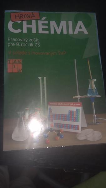 Pracovný zošit Hravá chémia na kontrolu odpovedí?