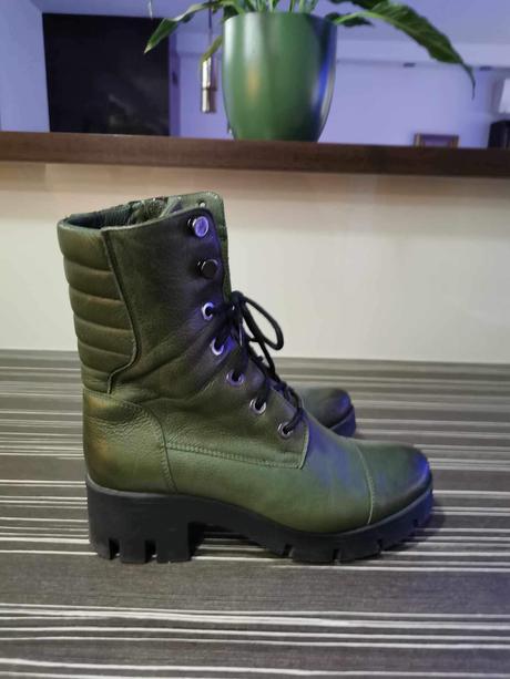 Kožené zateplené čižmy vel 39, 39