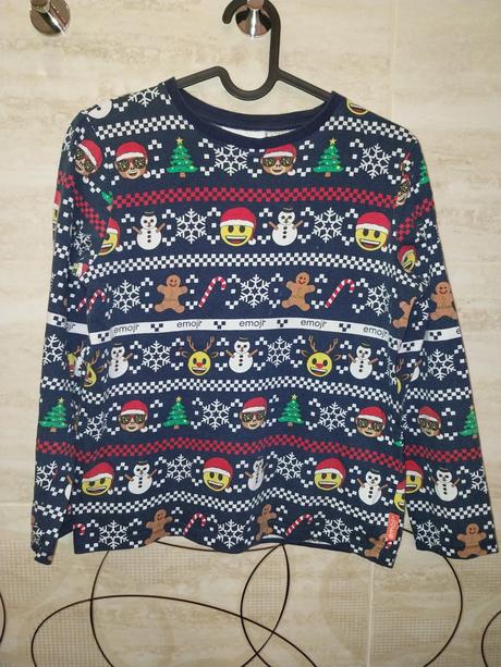 Vianočné pyžamo, 146